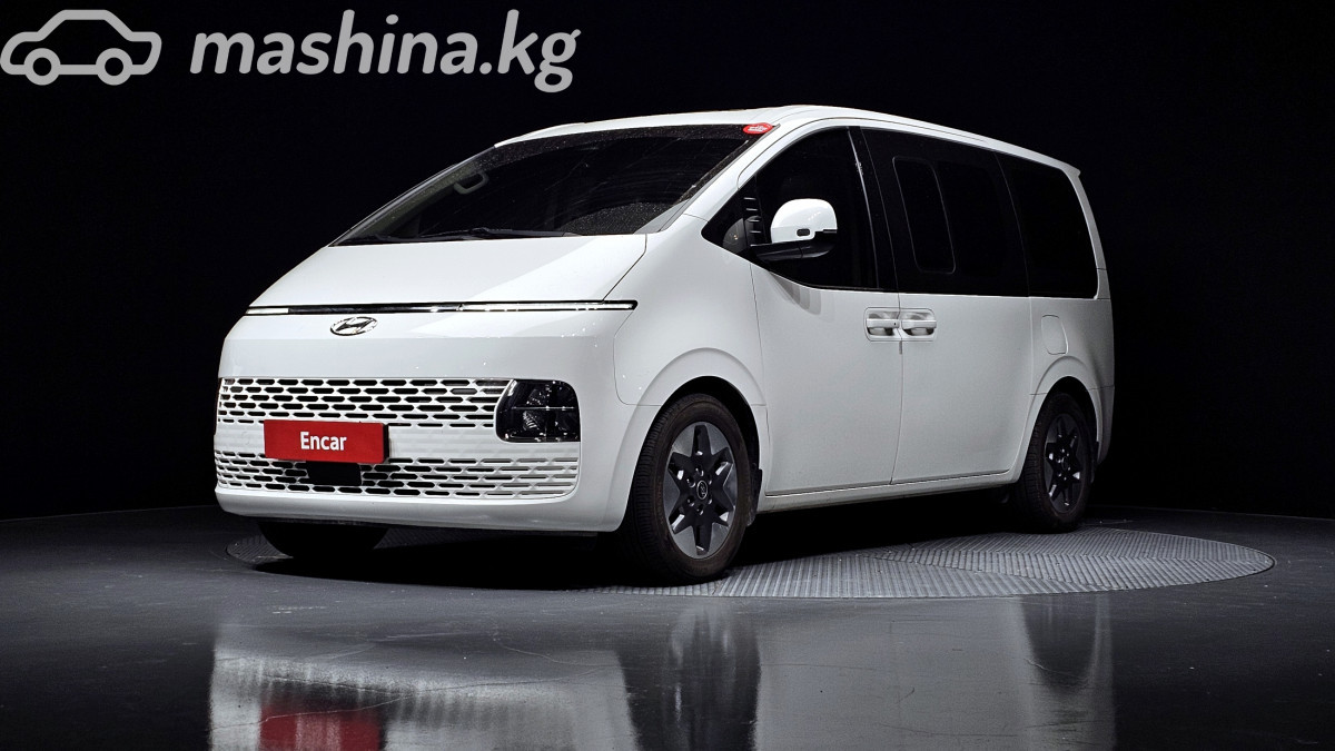 Hyundai Staria