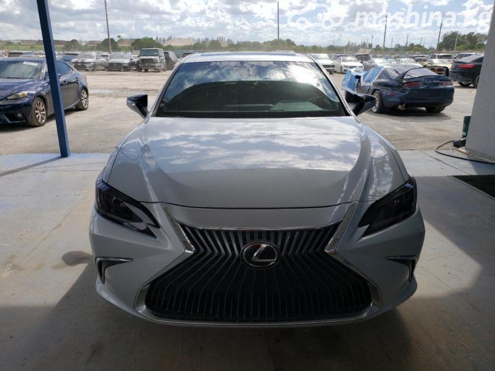 Lexus ES VII