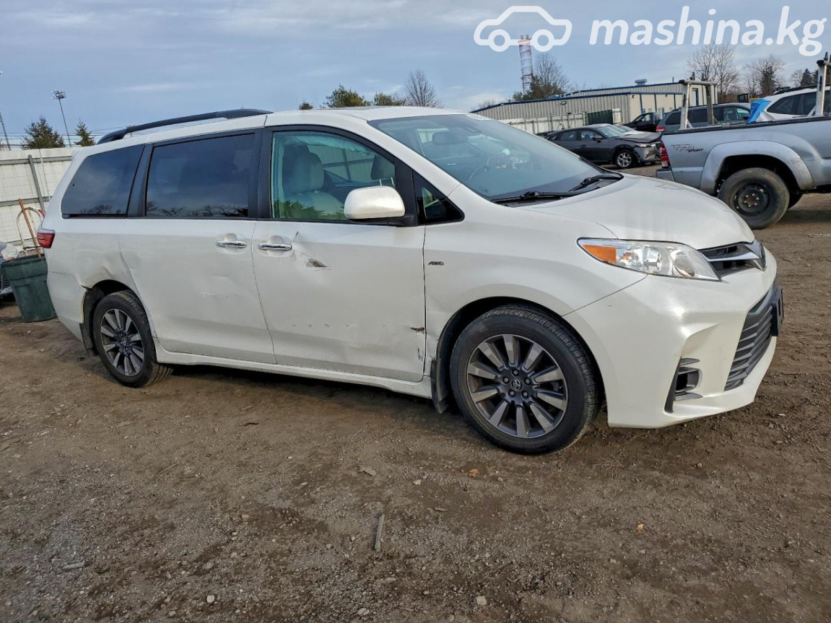 Toyota Sienna III Рестайлинг 2