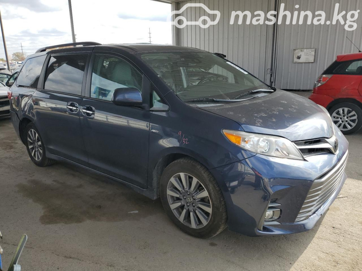 Toyota Sienna III Рестайлинг 2
