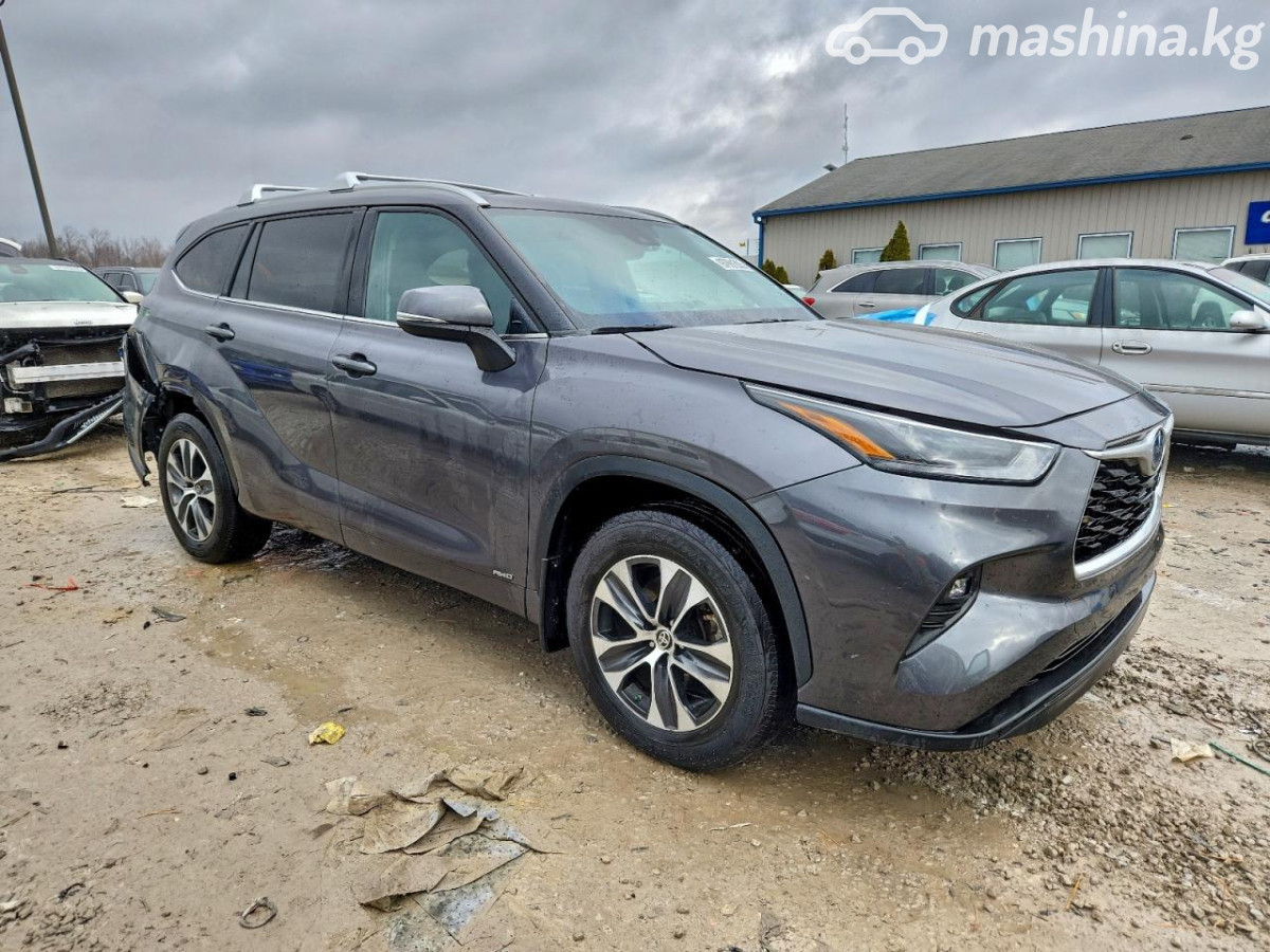Toyota Highlander IV (U70)