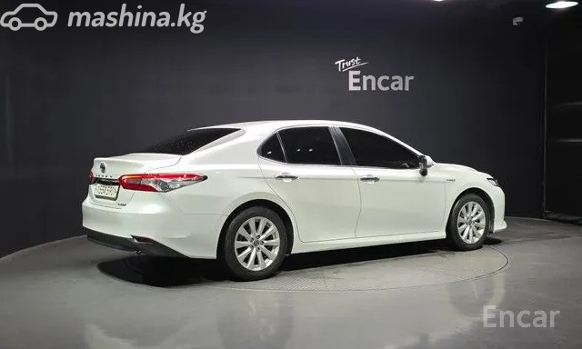 Toyota Camry VIII (XV70)