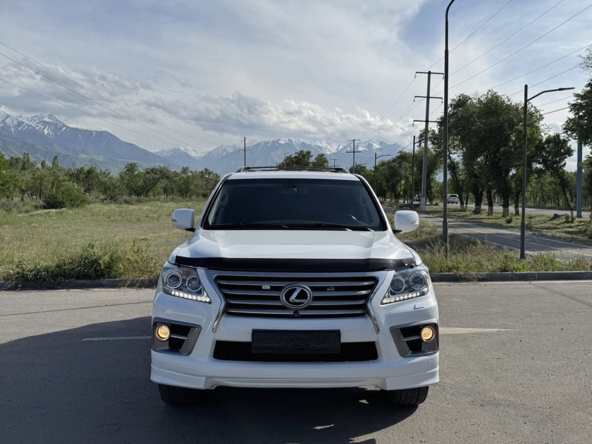 Lexus LX III Рестайлинг 2012