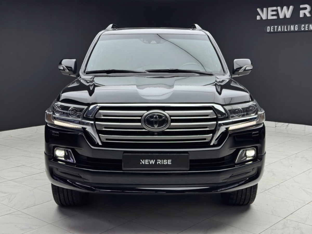Toyota Land Cruiser 200 Series Рестайлинг 2 2017
