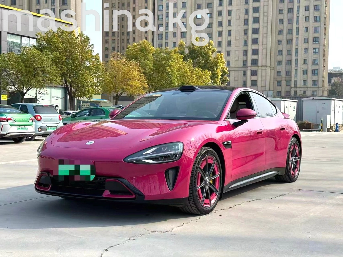 Xiaomi SU7 2024