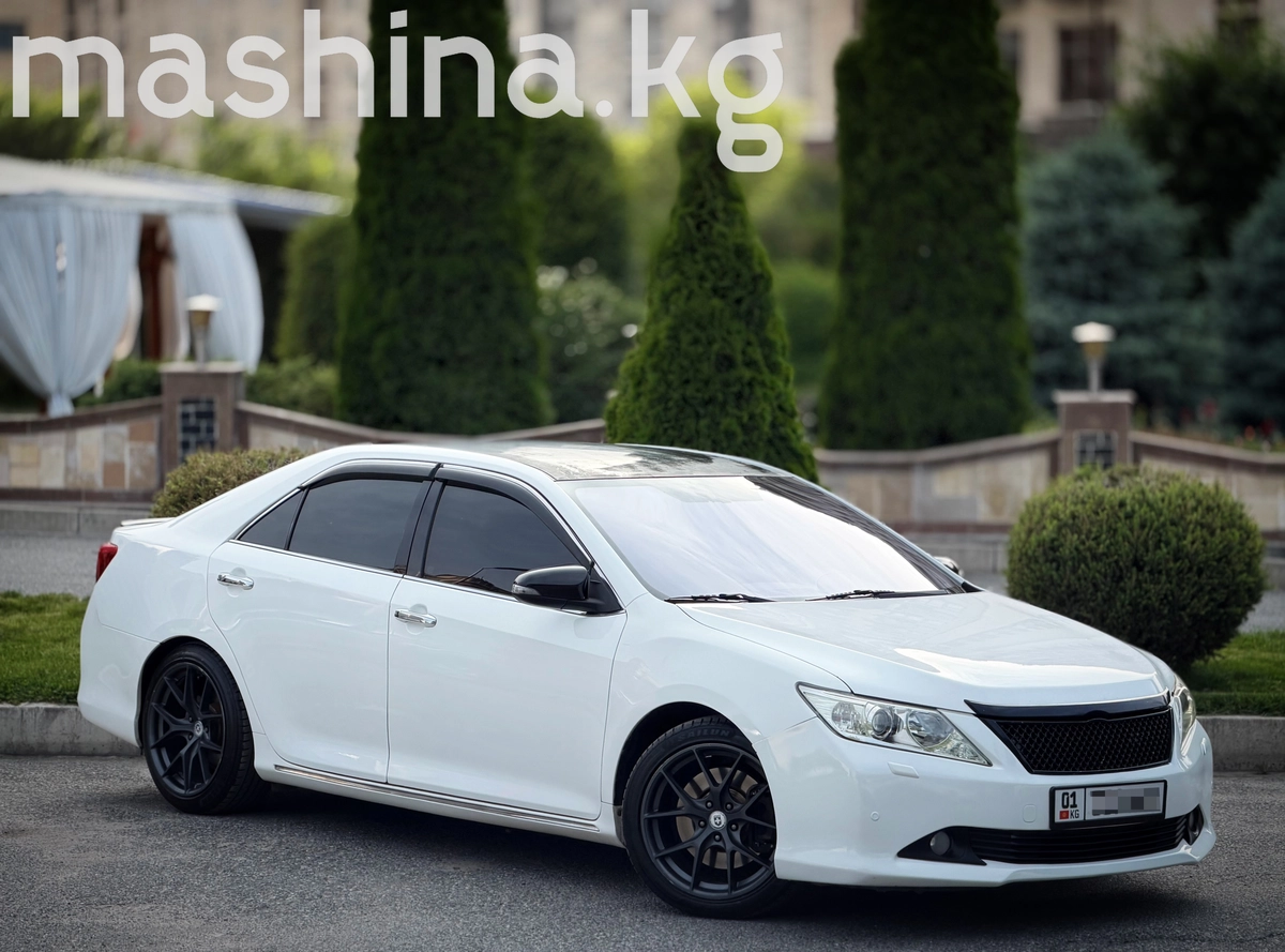 Toyota Camry VII (XV50) 2013