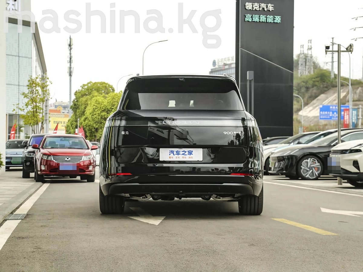 Lynk & Co 900 2025