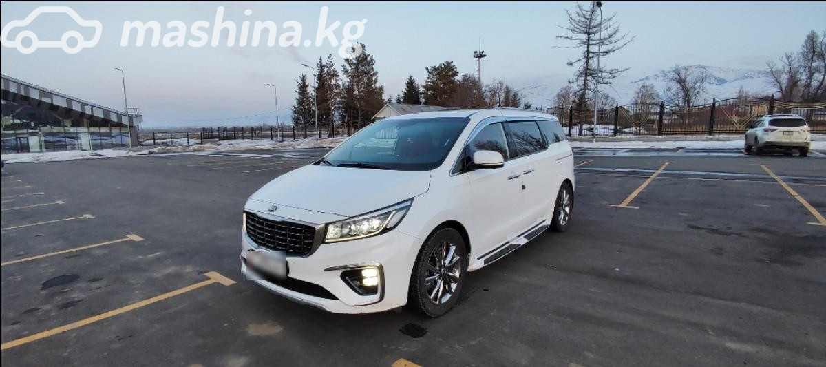 Kia Carnival III