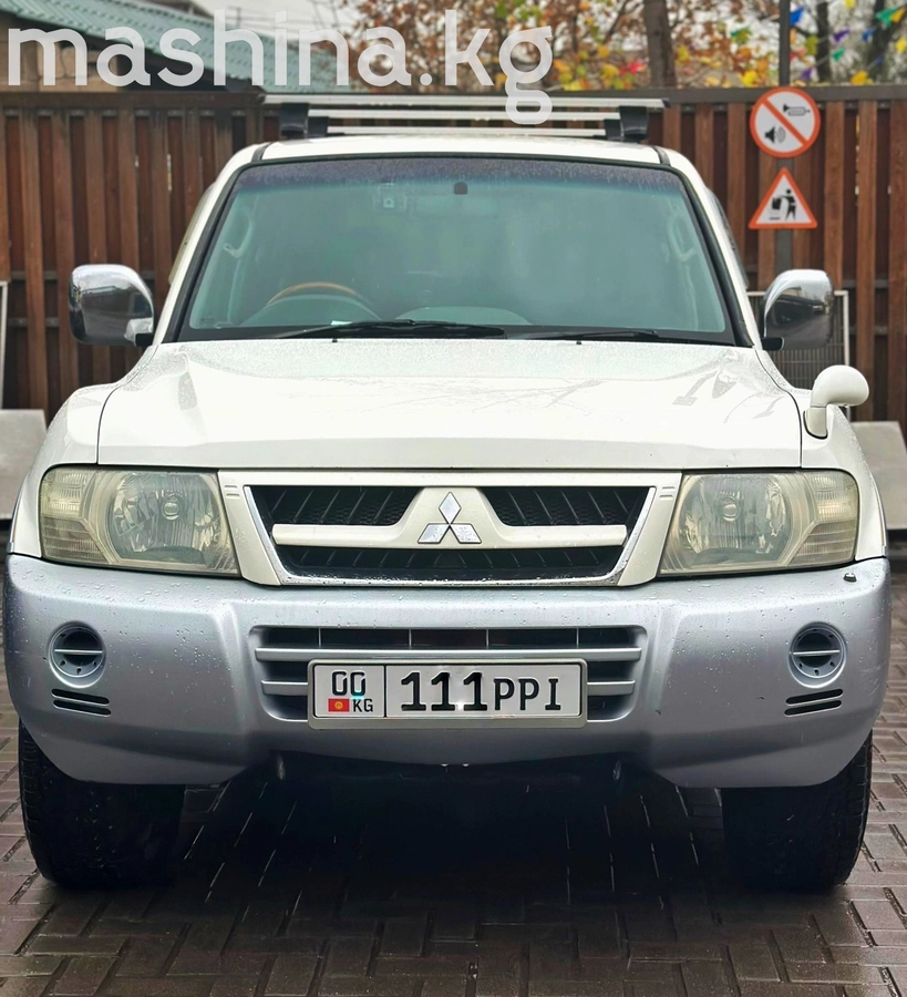 Mitsubishi Pajero III 2003