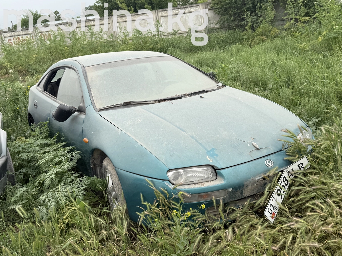 Mazda 323 V (BA) 1995