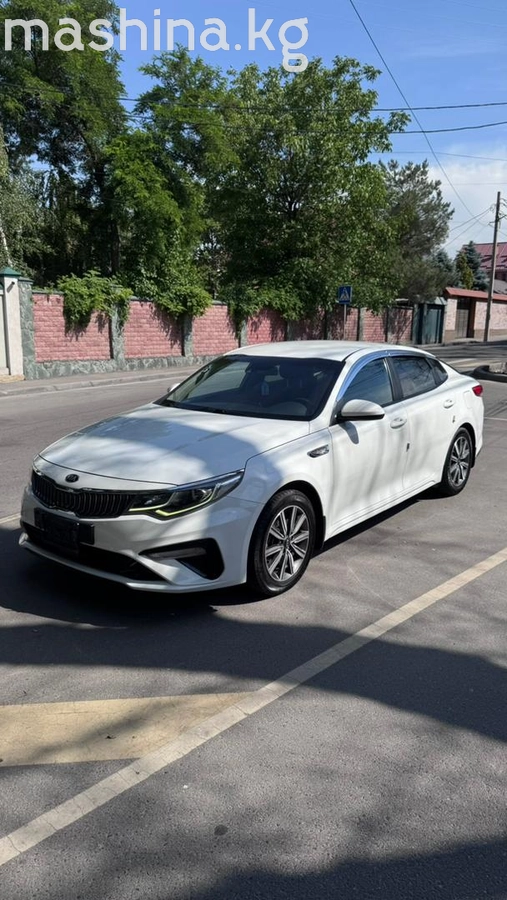 Kia K5 III 2021