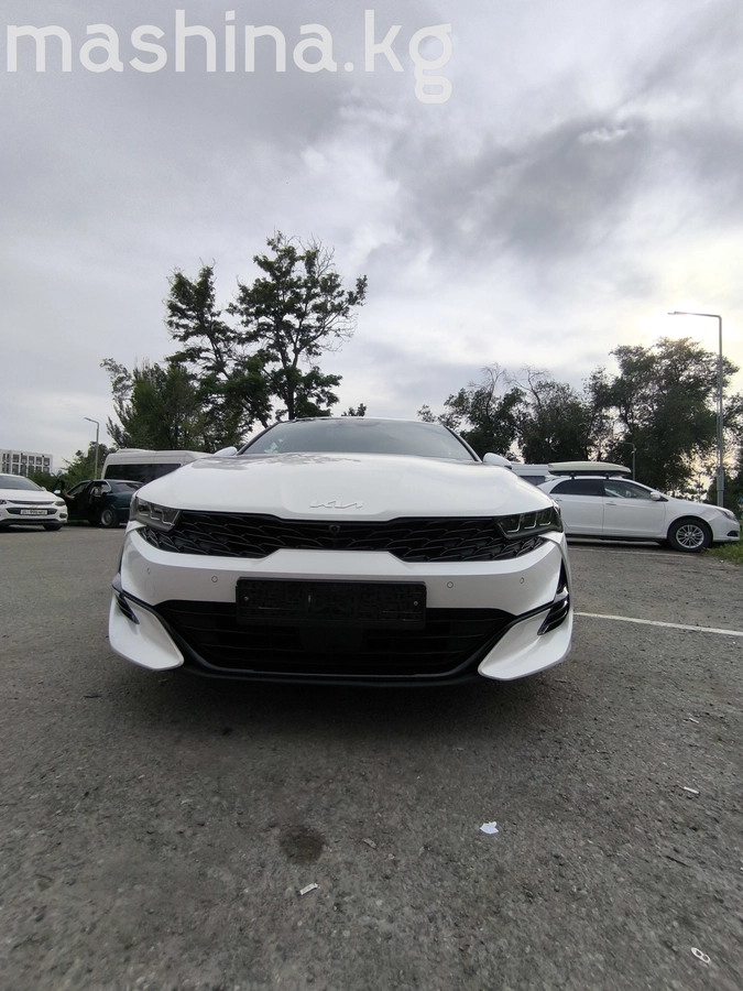 Kia K5 III 2021