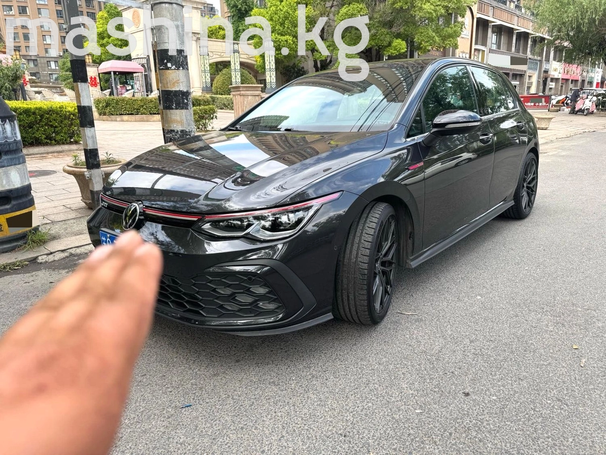 Volkswagen Golf VIII 2021