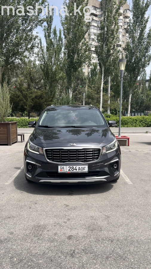 Kia Carnival III 2018