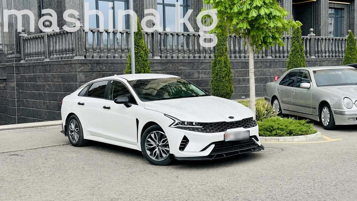 Kia K5 III 2020