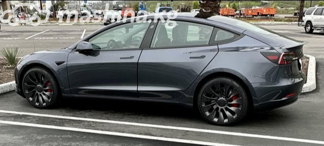 Tesla Model 3 I
