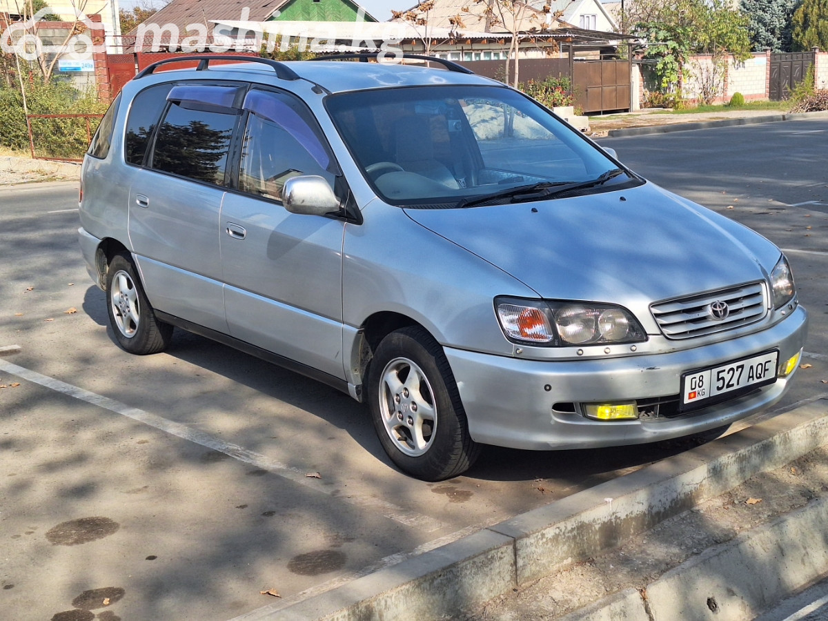Toyota Ipsum I (M10)