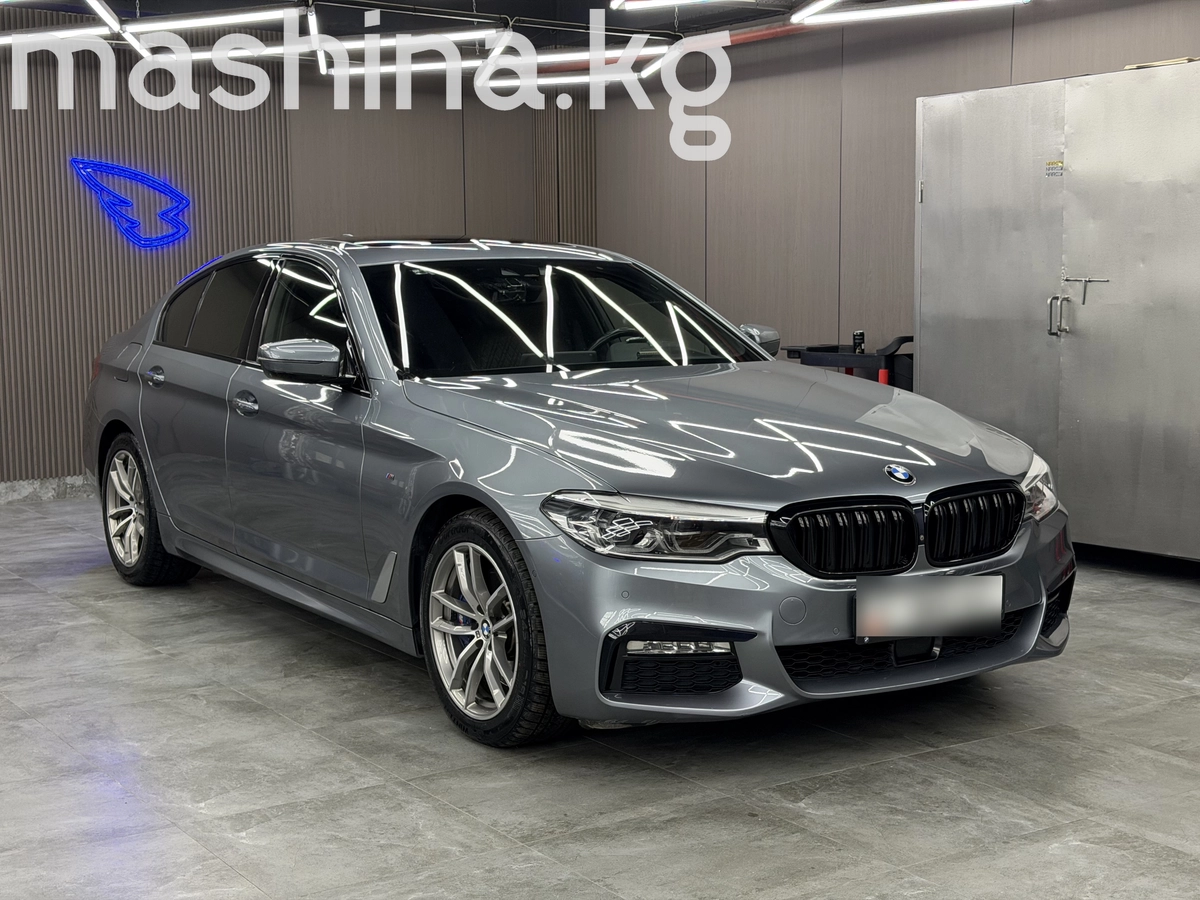 BMW 5 серии VII (G30/G31) 2017
