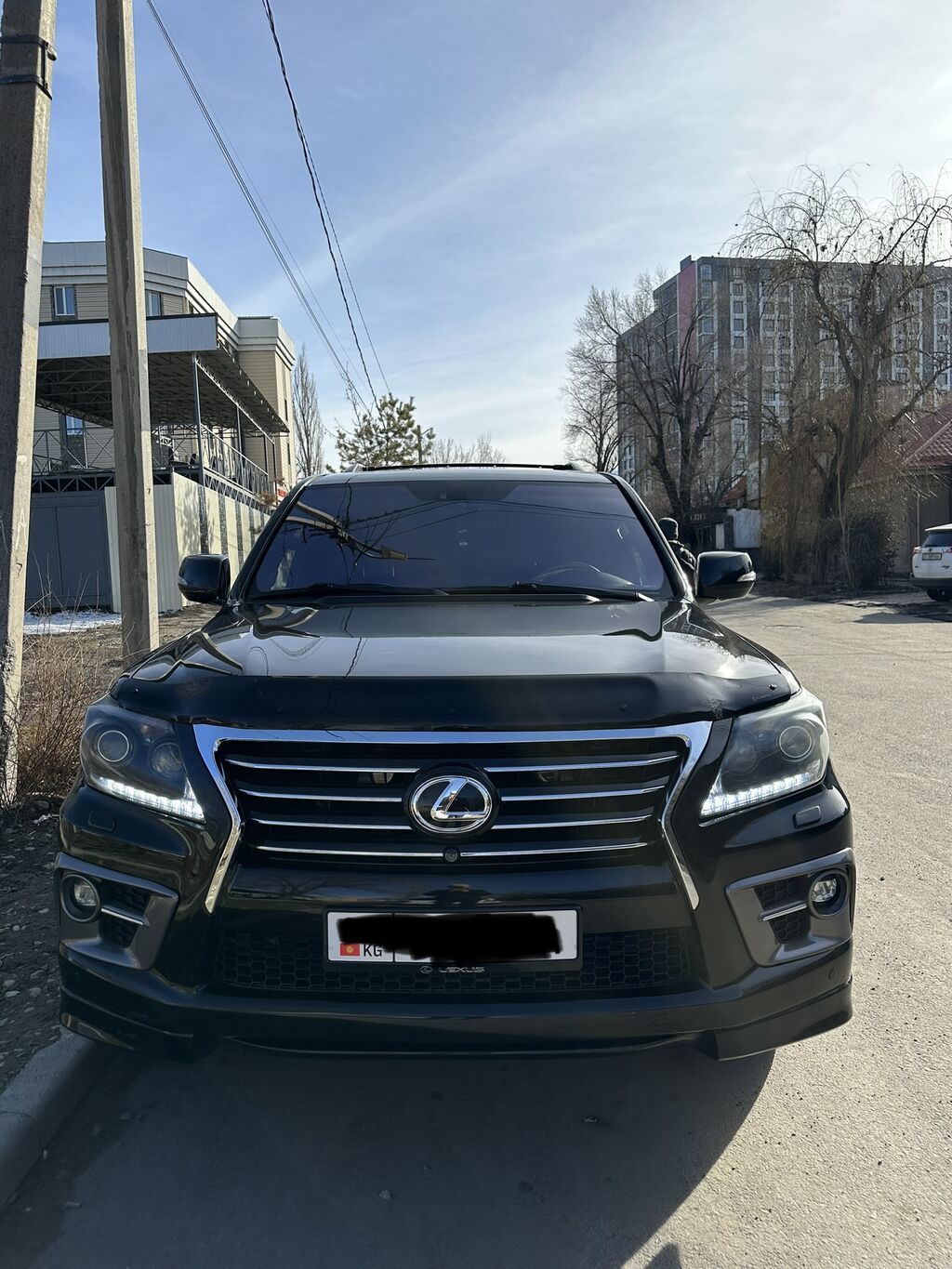 Lexus LX
