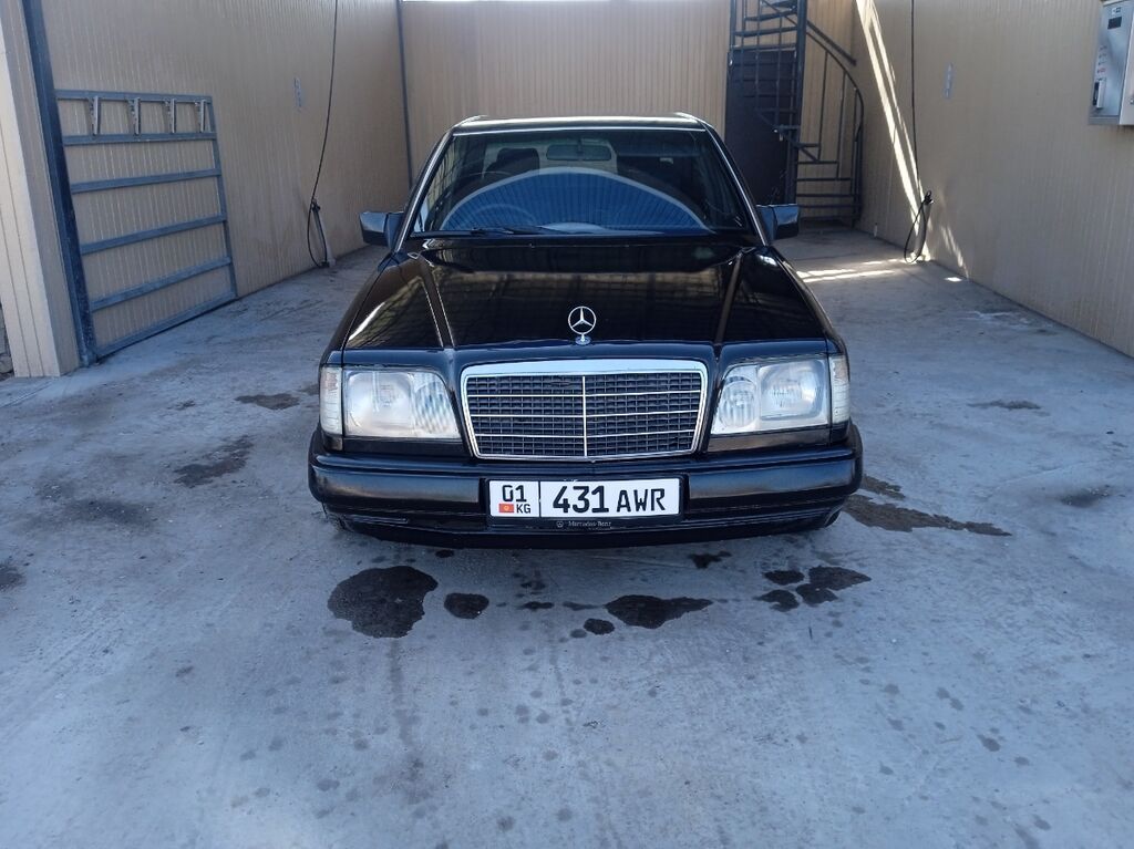 Mercedes-Benz W124