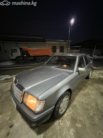 Mercedes-Benz W124