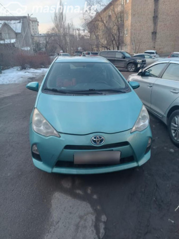 Toyota Prius c