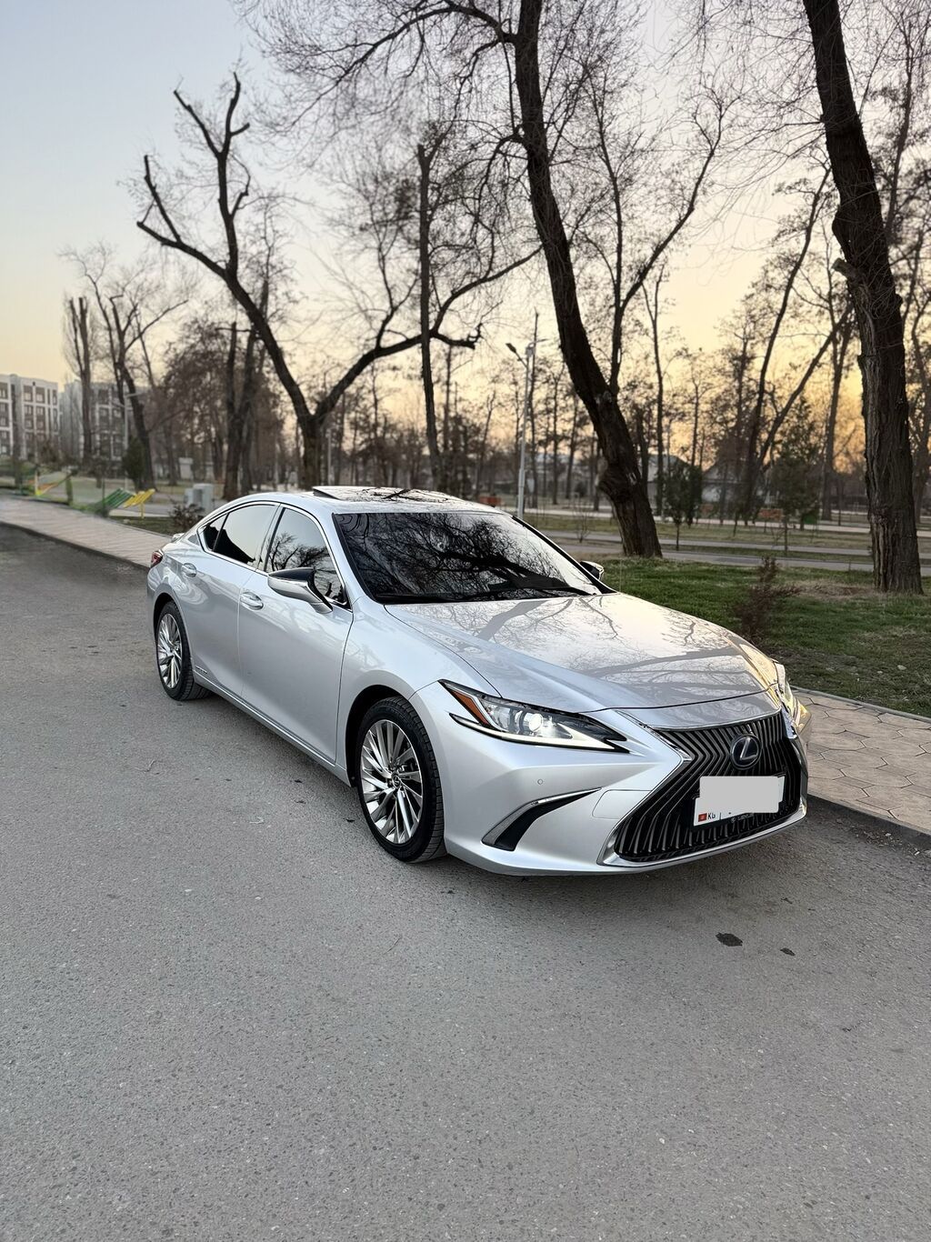 Lexus ES