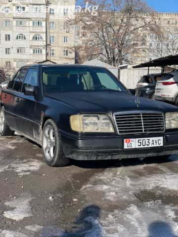 Mercedes-Benz W124