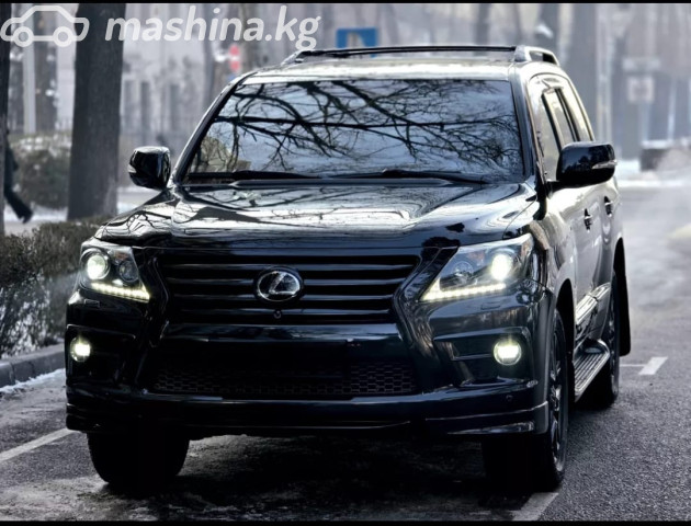 Lexus LX