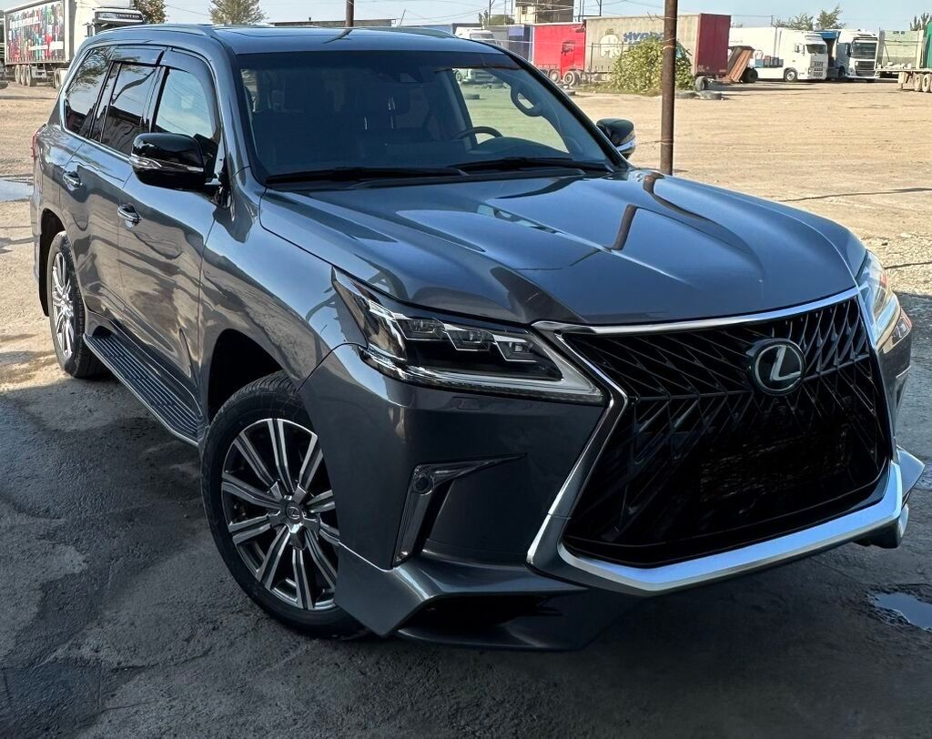 Lexus LX