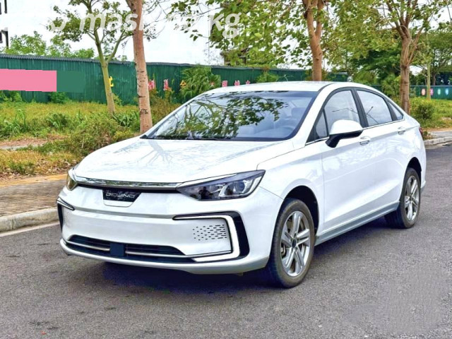 BAIC EU5