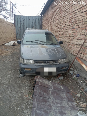 Mitsubishi Space Wagon