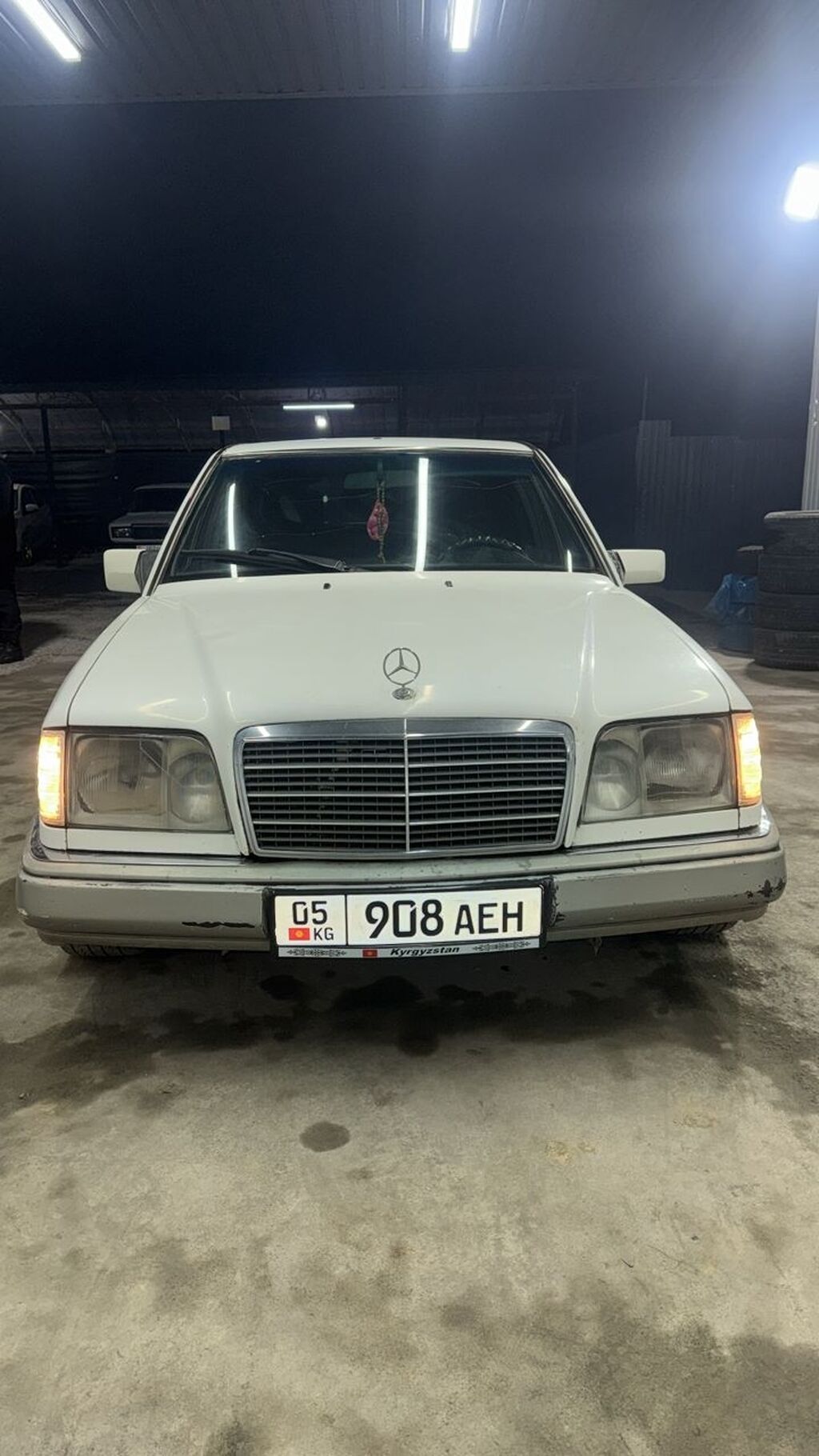 Mercedes-Benz W124