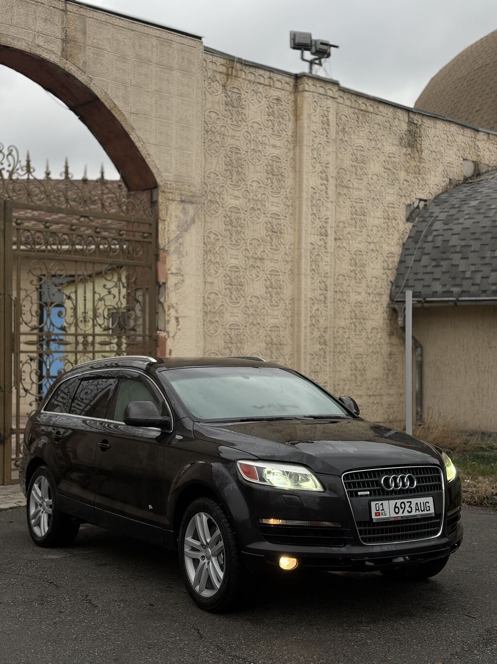 Audi Q7
