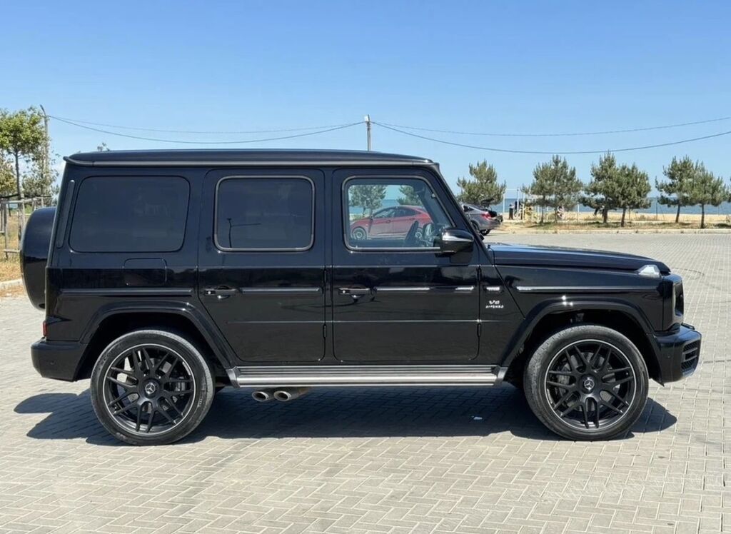 Mercedes-Benz G-Class