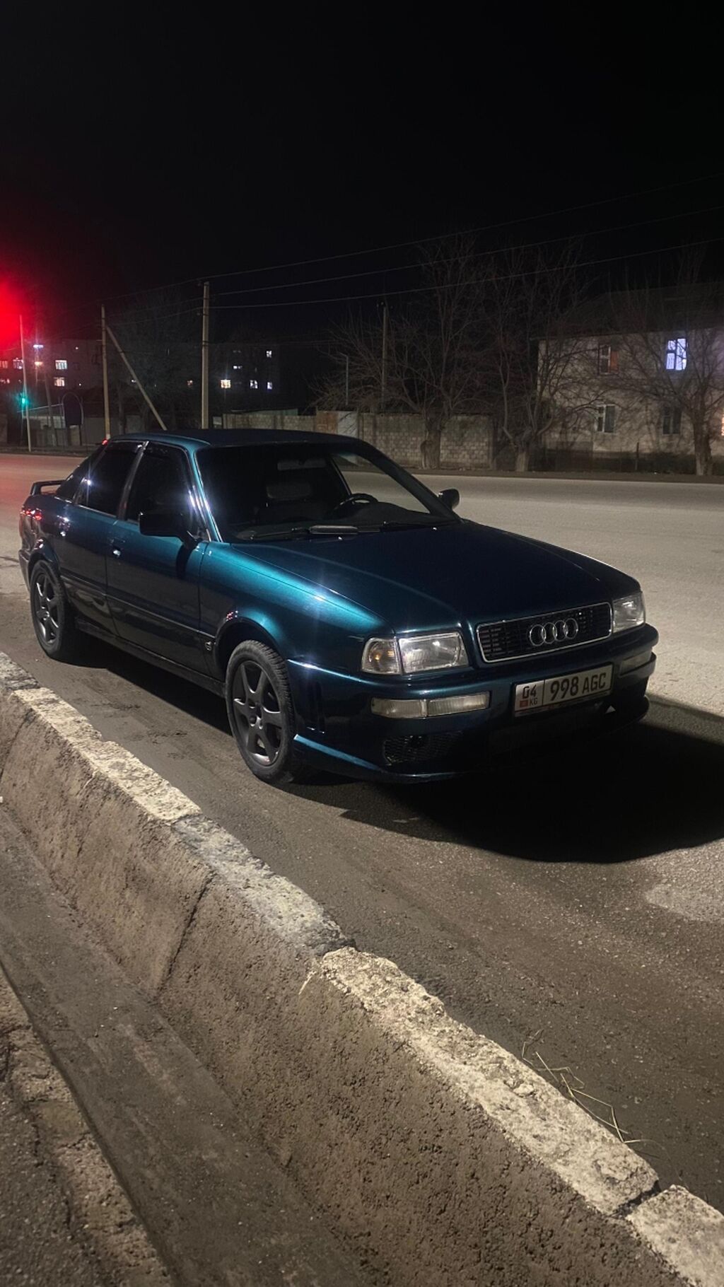 Audi 80