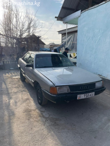 Audi 100