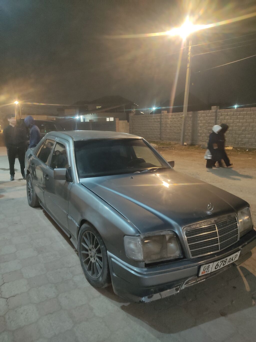 Mercedes-Benz W124