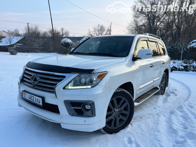 Lexus LX
