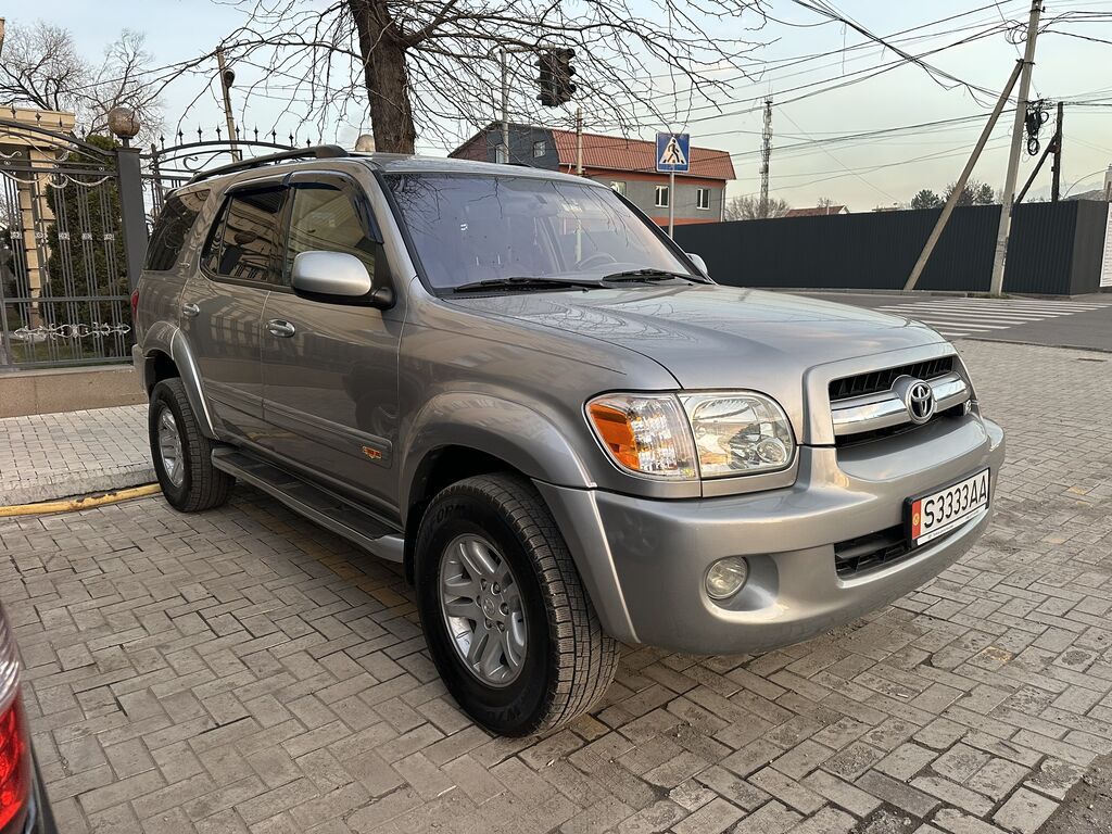 Toyota Sequoia