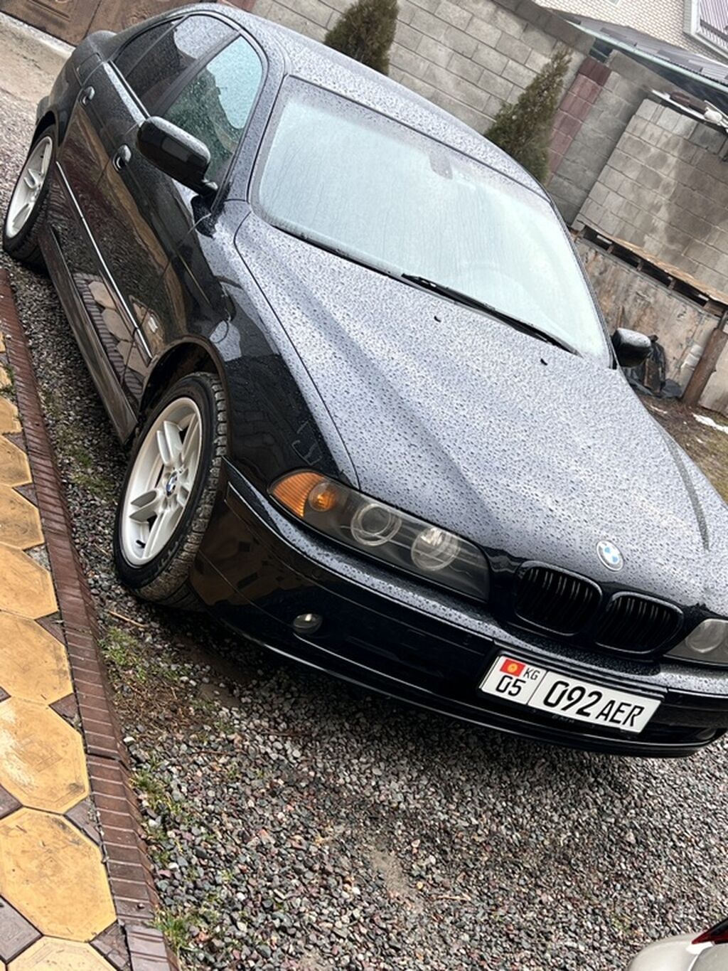 BMW 525