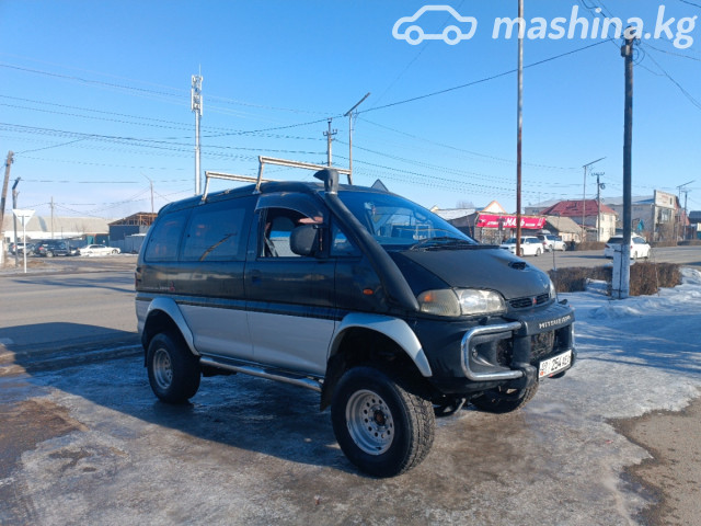 Mitsubishi Delica