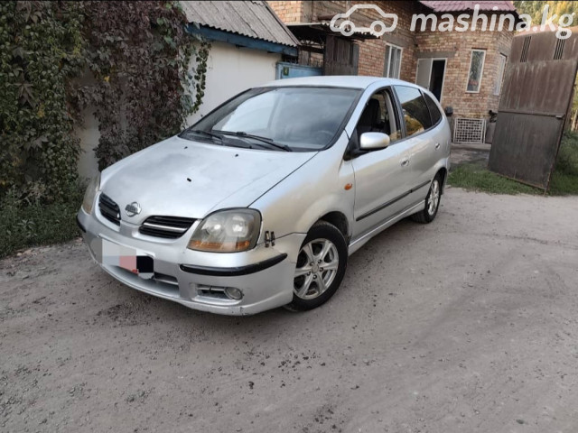 Nissan Almera Tino