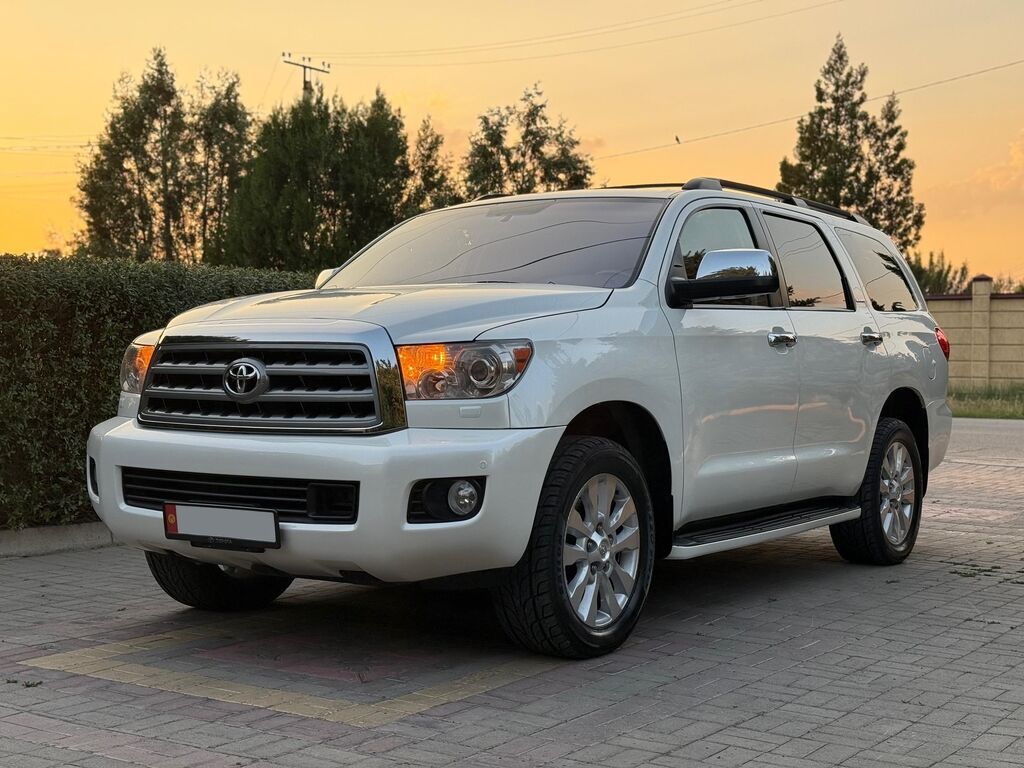 Toyota Sequoia