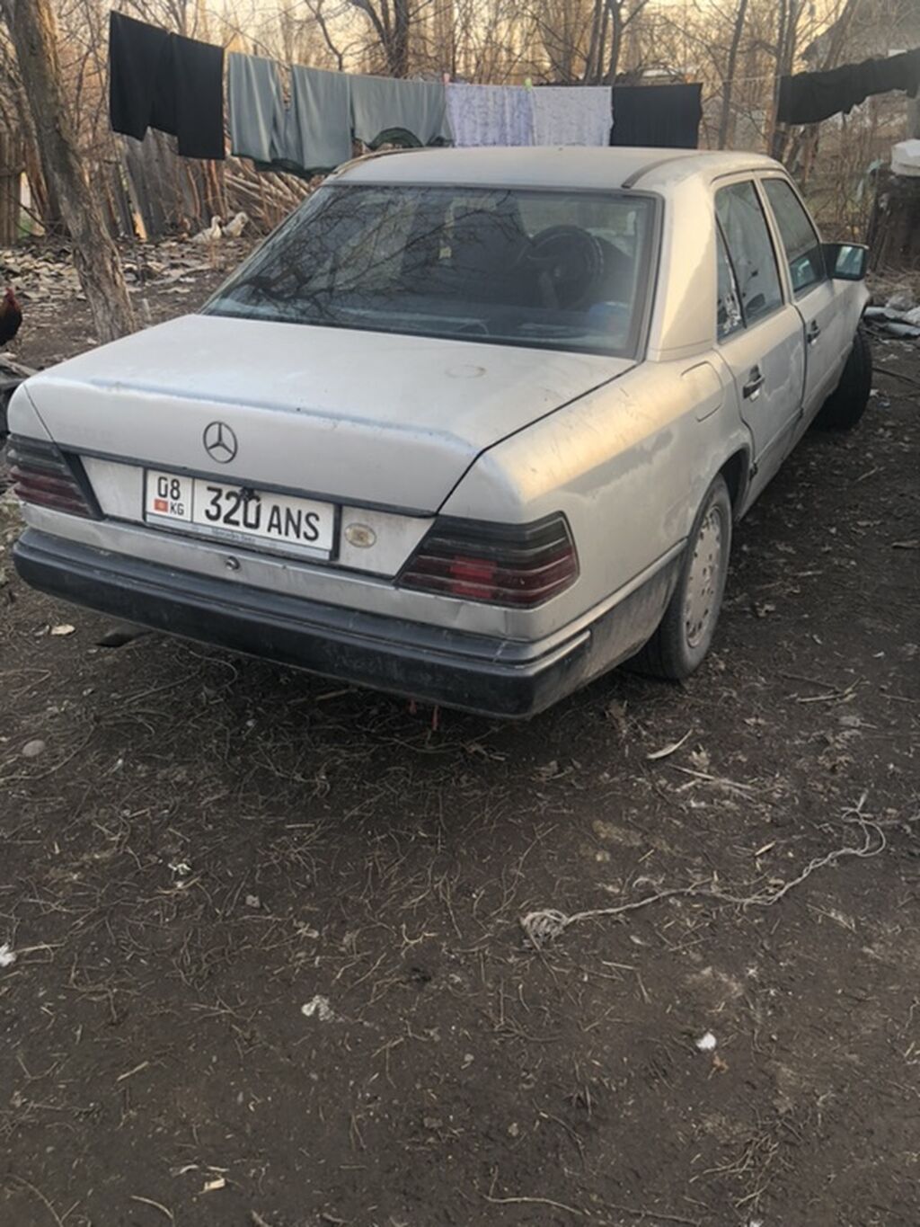 Mercedes-Benz W124