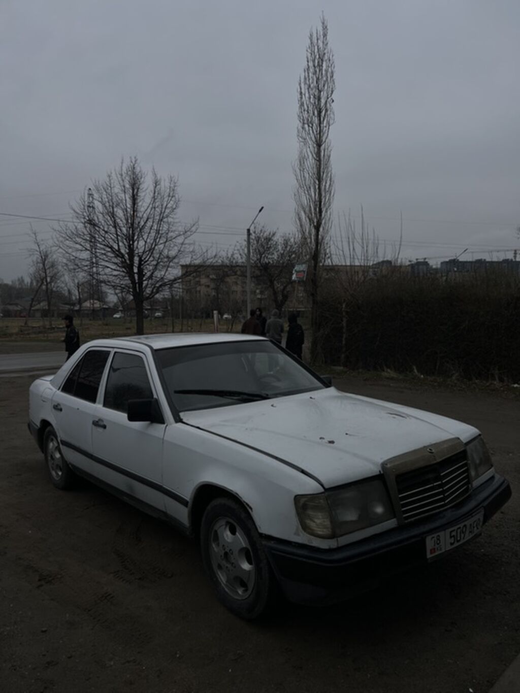 Mercedes-Benz W124