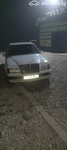 Mercedes-Benz W124