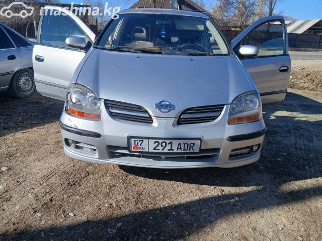 Nissan Almera Tino
