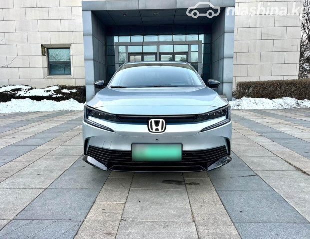 Honda e:NP2