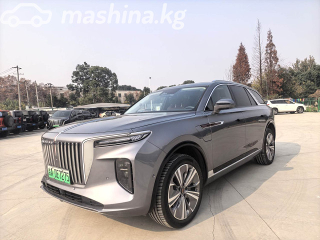 Hongqi E-HS9